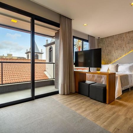 Aion Suites 103 - Compacto E Luxuoso Loft - Rooftop Com Piscina E Academia - A Poucos Passos Da Praia Bombinhas Exterior foto