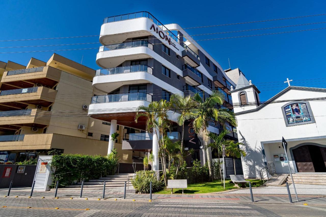 Aion Suites 103 - Compacto E Luxuoso Loft - Rooftop Com Piscina E Academia - A Poucos Passos Da Praia Bombinhas Exterior foto